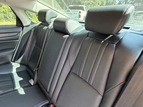 Used 2022 Honda Accord EX-L image 33