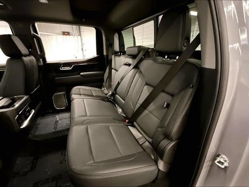 Used 2025 GMC Sierra 1500 Denali w/ Denali Reserve Package AWD/4WD image 26