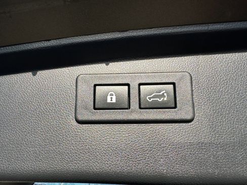 Certified 2022 Subaru Outback Premium image 27