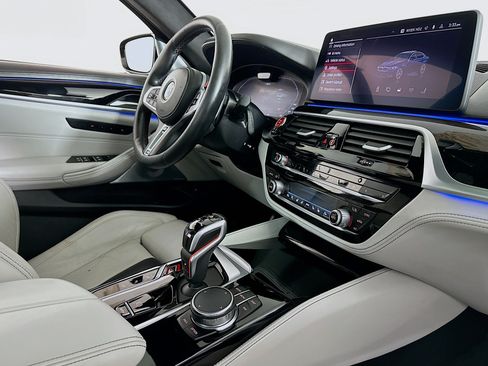 Used 2023 BMW M5 w/ Competition Package AWD/4WD image 31