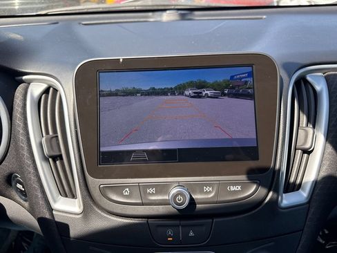 Used 2024 Chevrolet Malibu LT FWD image 19