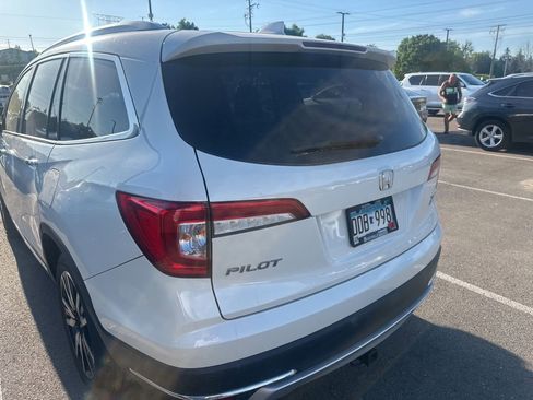 Used 2019 Honda Pilot Touring image 11