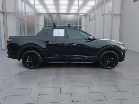 Used 2023 Hyundai Santa Cruz Night AWD/4WD image 2