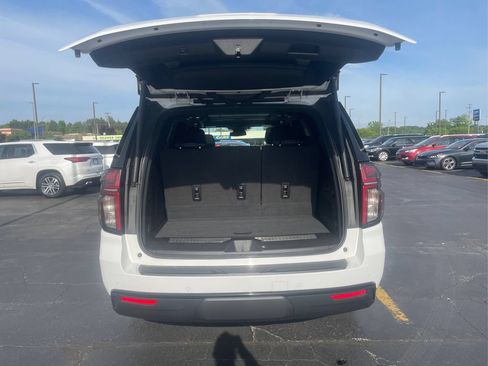 Used 2023 Chevrolet Tahoe Z71 w/ Luxury Package AWD/4WD image 22
