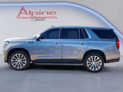 Used 2021 GMC Yukon Denali w/ Denali Premium Package image 2