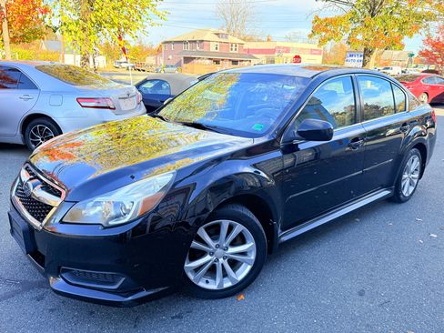 Used 2013 Subaru Legacy 2.5i Premium image 2