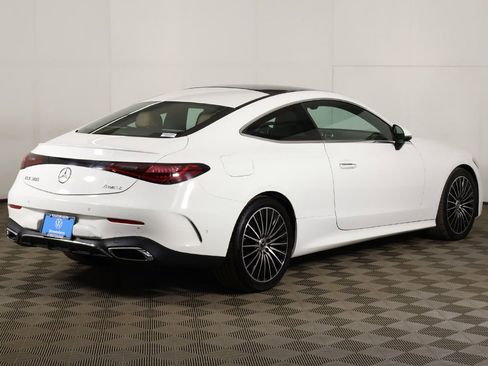 Used 2025 Mercedes-Benz CLE 300 4MATIC Coupe image 11