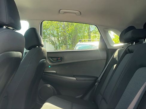 Used 2023 Hyundai Kona SEL AWD/4WD image 21