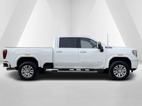 Used 2023 GMC Sierra 3500 Denali w/ Denali Ultimate Package image 9