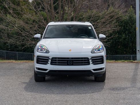 Certified 2023 Porsche Cayenne image 10