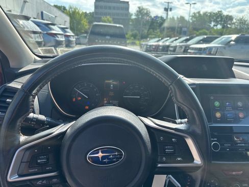 Used 2019 Subaru Crosstrek 2.0i Premium AWD/4WD image 11