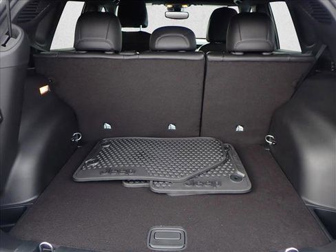 New 2026 Jeep Compass Latitude image 8