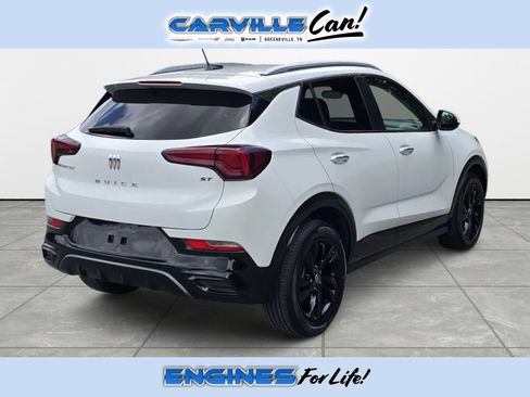 Used 2024 Buick Encore GX Sport Touring FWD image 4