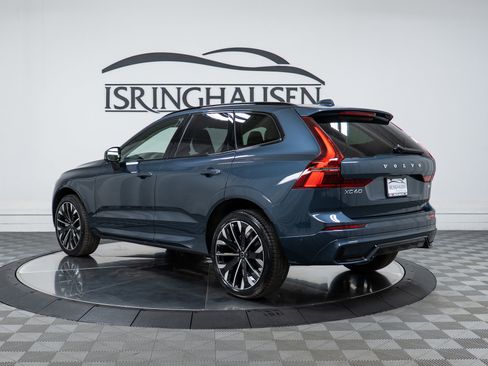 New 2026 Volvo XC60 B5 Ultra w/ Climate Package image 7