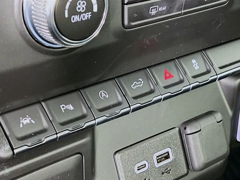 New 2026 GMC Sierra 1500 Pro w/ Pro Value Package image 17