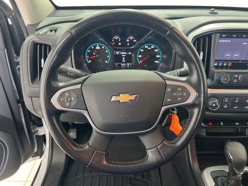 Used 2022 Chevrolet Colorado LT w/ LT Convenience Package image 10