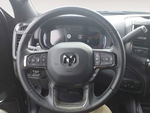 Used 2025 RAM 2500 Limited AWD/4WD image 12