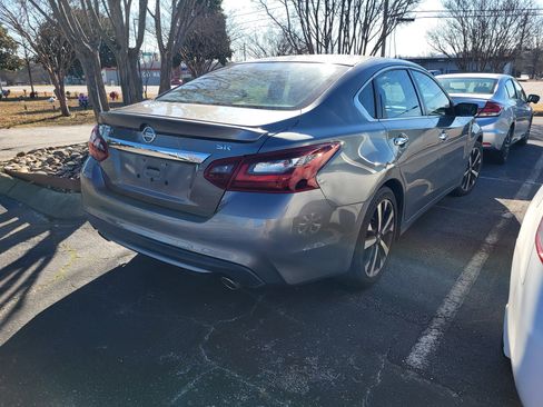 Used 2018 Nissan Altima 2.5 SR image 4