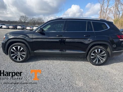Used 2019 Volkswagen Atlas SEL Premium image 2