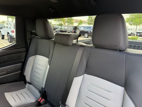 Used 2025 Toyota Tacoma TRD Sport image 29