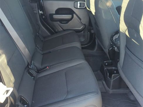 Certified 2023 Jeep Gladiator Sport image 24