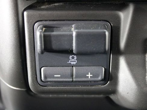 Used 2023 GMC Sierra 3500 Pro w/ Convenience Package image 22