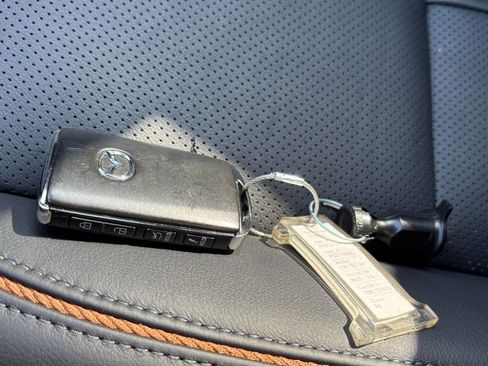 Used 2025 MAZDA CX-50 2.5 Hybrid w/ Premium Plus Pkg image 21