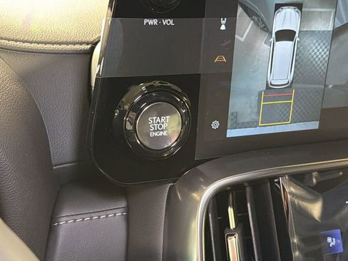 New 2026 Lexus LX 600 4WD w/ Luxury Package image 30