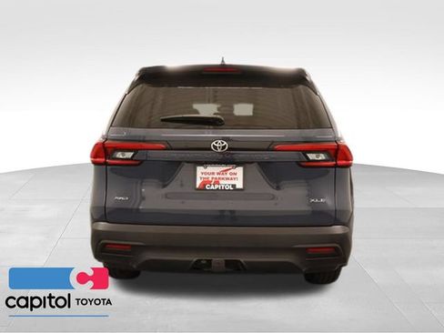 Certified 2024 Toyota Grand Highlander AWD image 4