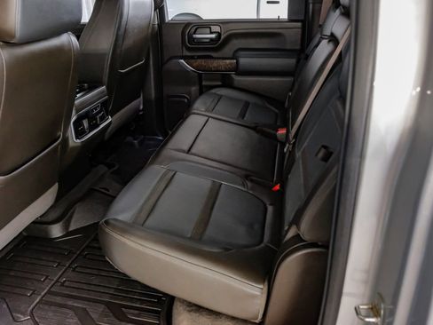 Used 2020 GMC Sierra 3500 Denali w/ Technology Package image 36