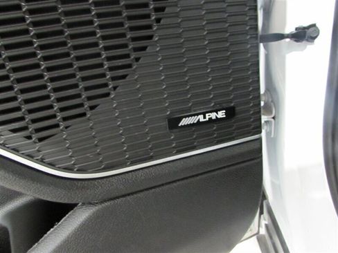 Used 2023 Jeep Grand Cherokee 4WD 4xe image 87