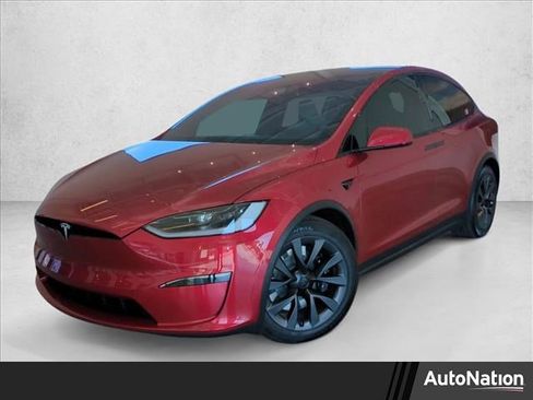 Used 2024 Tesla Model X image 1