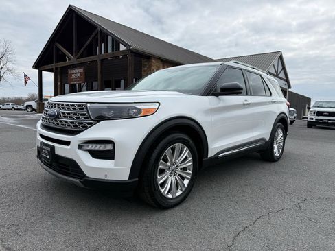Used 2020 Ford Explorer Limited w/ Class III Trailer Tow Package image 2