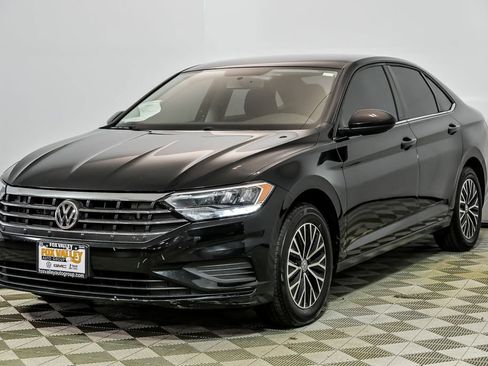 Used 2021 Volkswagen Jetta S w/ Driver Assistance Package image 4