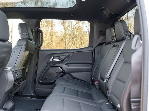 New 2024 Chevrolet Silverado EV RST image 26