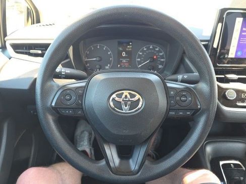 Used 2023 Toyota Corolla LE FWD image 17