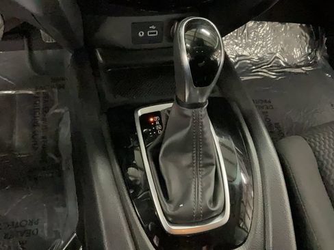 Used 2020 Nissan Rogue Sport S FWD image 27