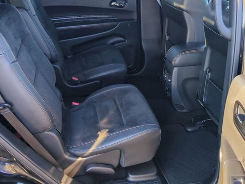 Used 2023 Dodge Durango R/T w/ Hemi Orange Plus Package image 25
