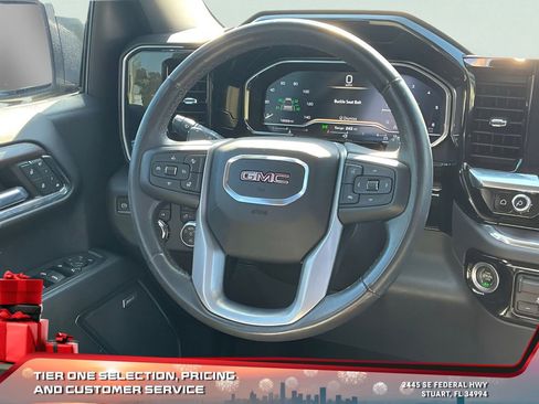 Used 2022 GMC Sierra 1500 SLT w/ SLT Premium Plus Package image 25