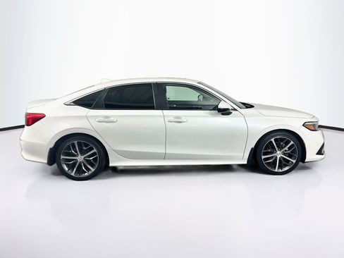 Used 2023 Honda Civic Touring image 10