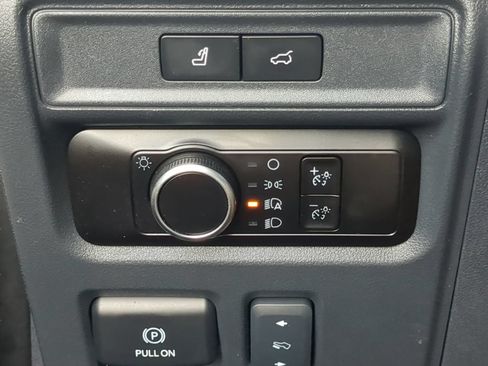 Certified 2023 Ford Expedition XLT RWD image 66