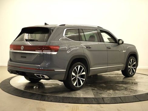 New 2026 Volkswagen Atlas SEL Premium R-Line image 3