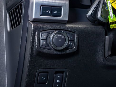 Used 2019 Ford F250 Platinum w/ Platinum Ultimate Package image 20