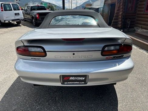 Used 2000 Chevrolet Camaro Z28 image 16