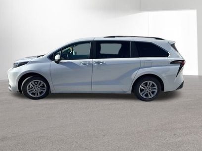 Used 2025 Toyota Sienna XLE w/ XLE Plus Package