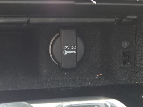 Used 2023 Chrysler 300 S RWD image 7
