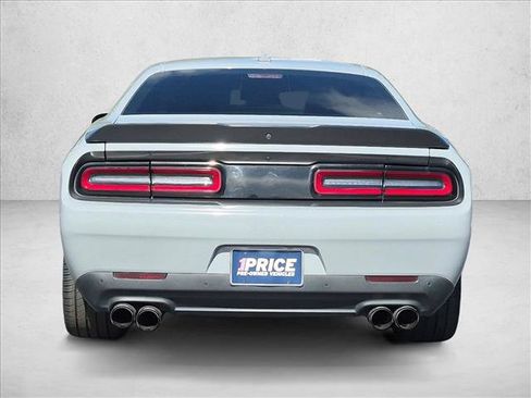 Used 2022 Dodge Challenger R/T Scat Pack RWD image 6