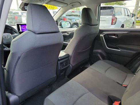 Used 2023 Toyota RAV4 XLE FWD image 10