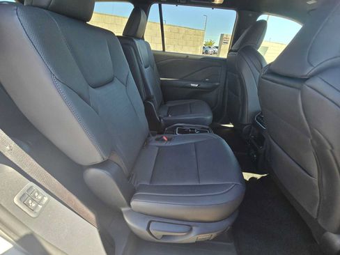 Used 2025 Lexus TX 500h AWD w/ Technology Package image 12