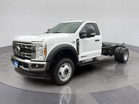 New 2026 Ford F550 4x4 Regular Cab Super Duty image 1
